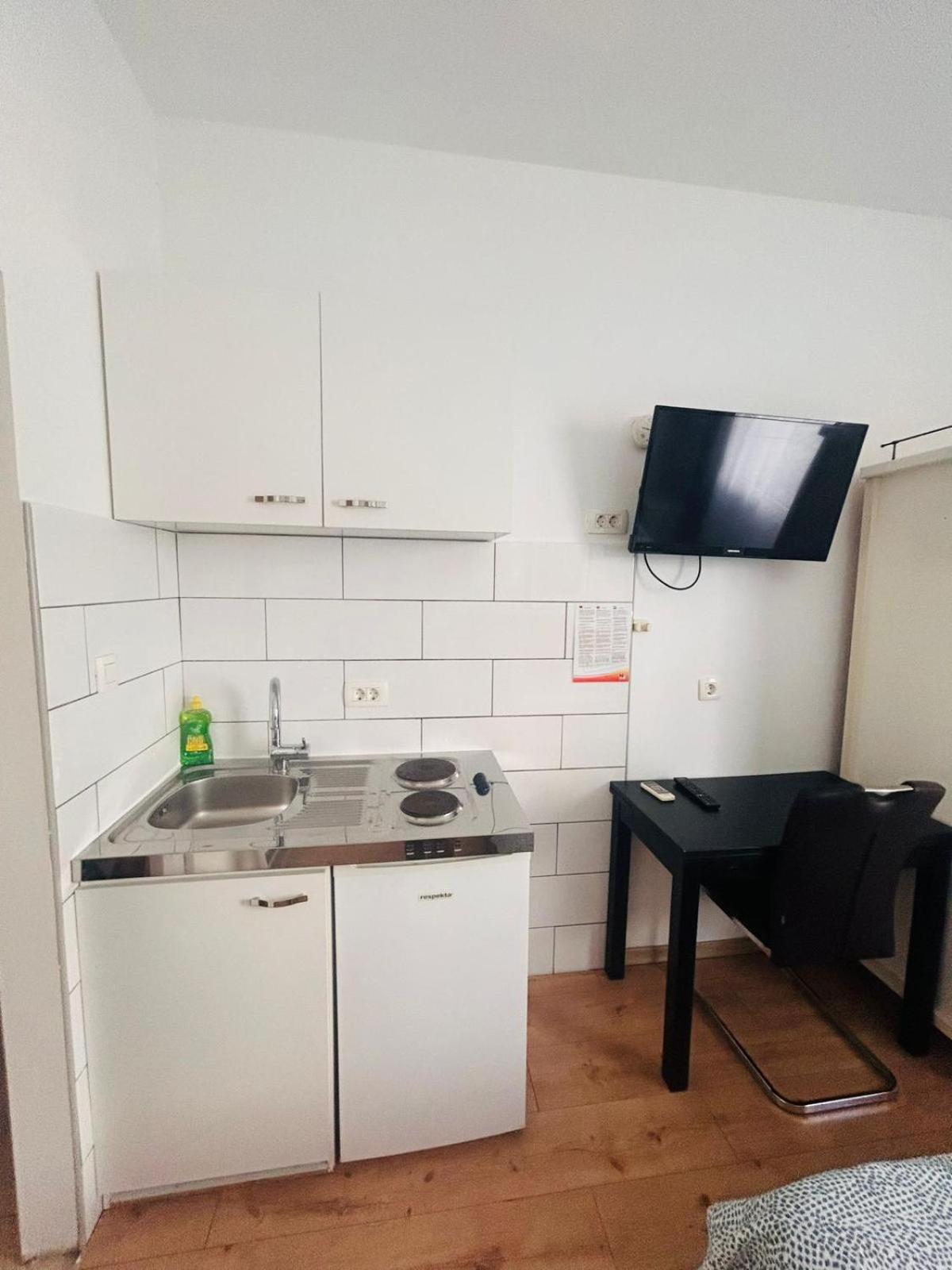 Apartment In The Center Of Pula Exteriör bild
